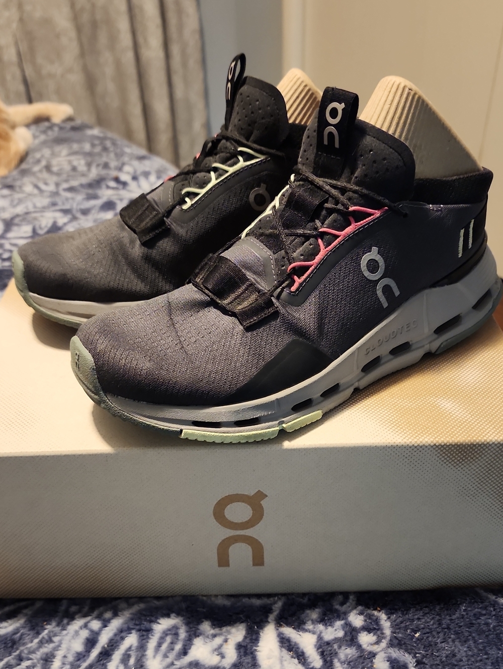 Ladies Cloudnova  2 Gray Black Size 7.5
